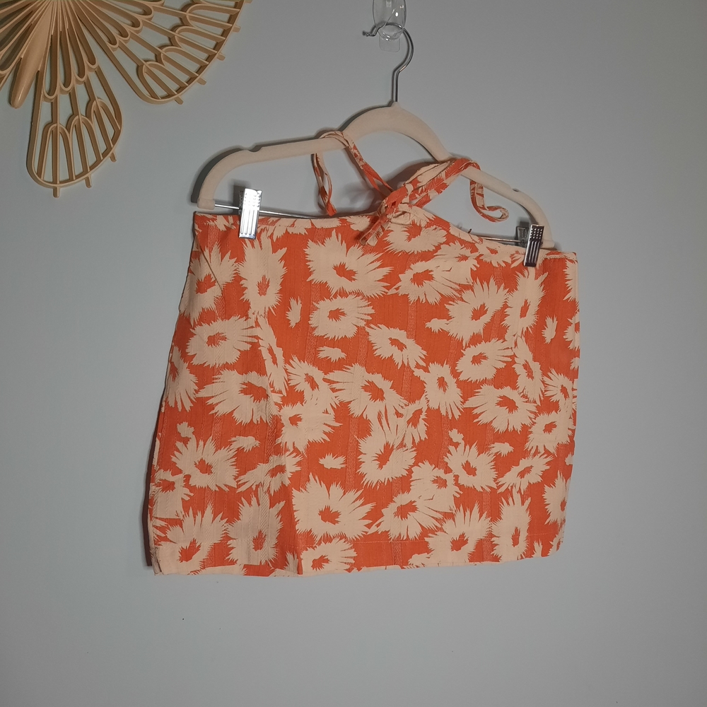 Olivaceous Orange Floral Halter Neck Crop Top Size L NWT